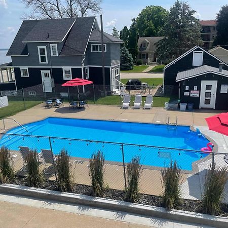 2Nd Floor, 2 Bedroom Condo, Sleeps 6 Lake City Екстериор снимка