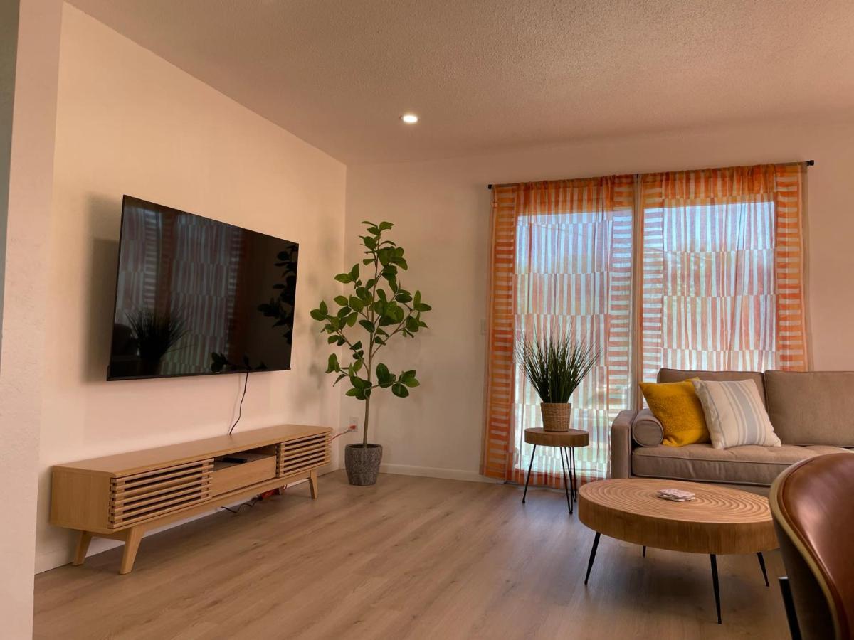 2Nd Floor, 2 Bedroom Condo, Sleeps 6 Lake City Екстериор снимка